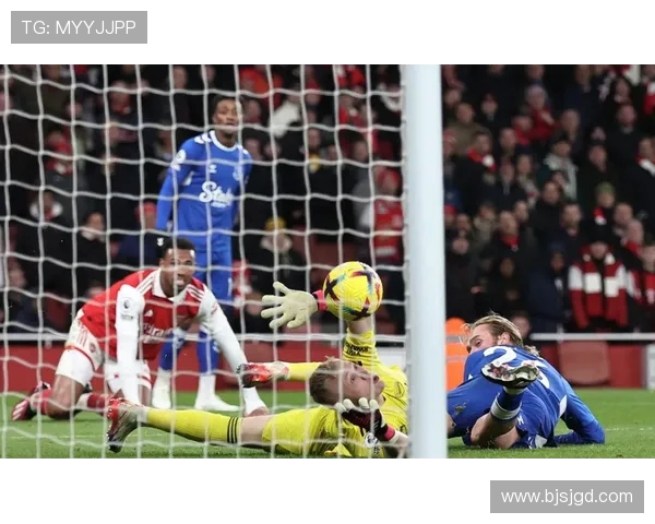 枪手领跑英超26轮历史回顾近十年五次领先优势超过十分